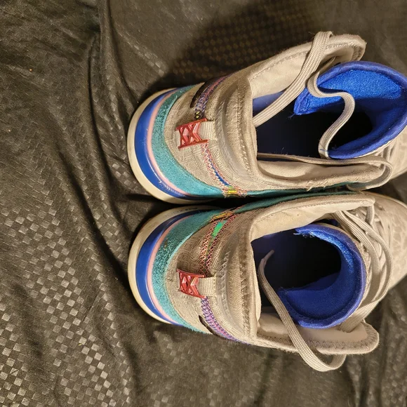 Nike Zoom Lebron NXXT Gen Men's Basketball Shoes - Picture 3 of 3